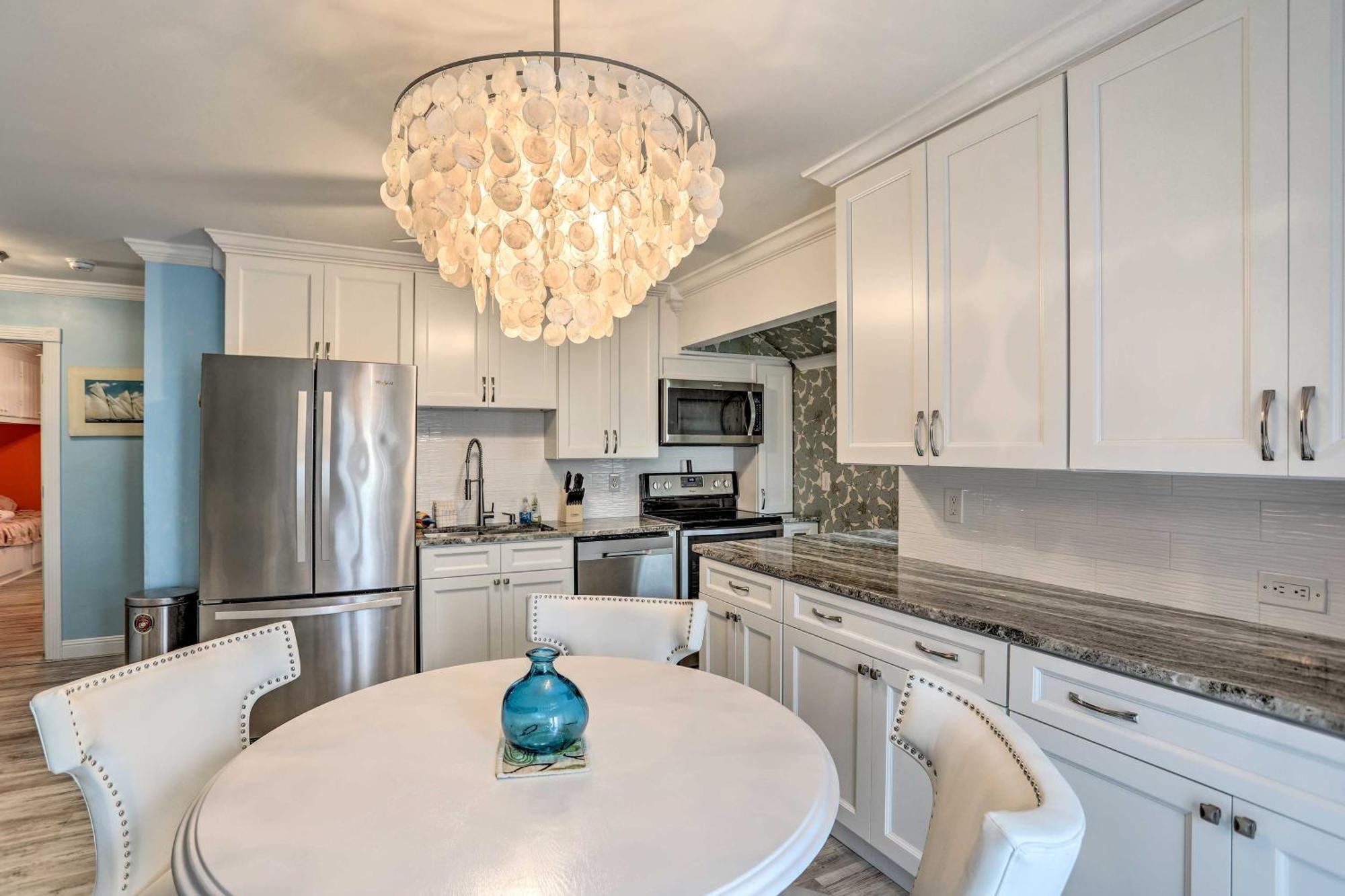 Breezy Murrells Inlet Condo With Deck Walk To Beach 默特尔比奇 外观 照片